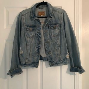 HOLLISTER destroyed denim jean jacket